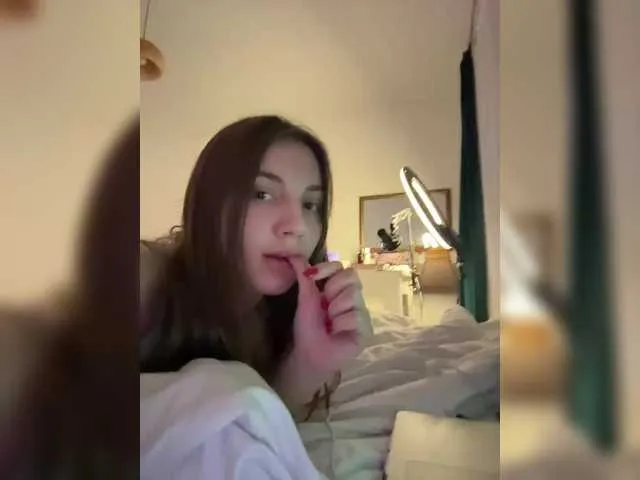 sary_hott – webcam model profile photo Image 15