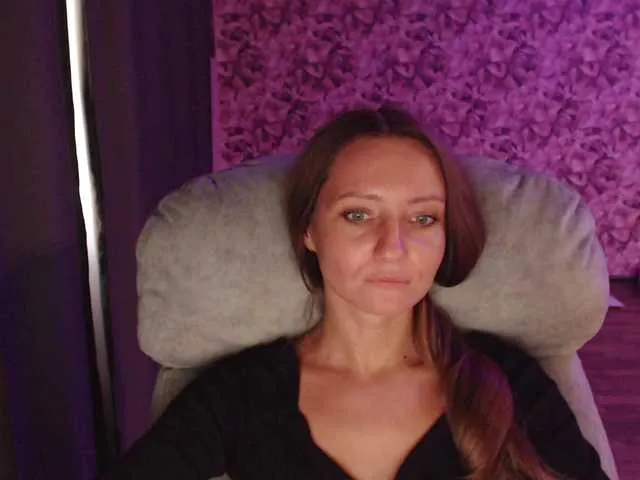 Crazy-lady – webcam model profile photo Image 13