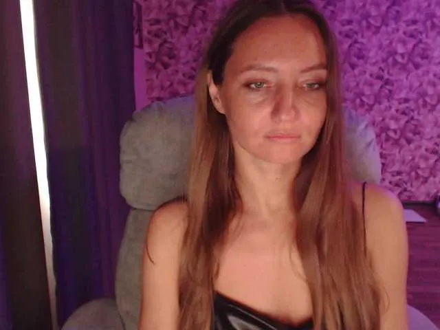 Crazy-lady – webcam model profile photo Image 9