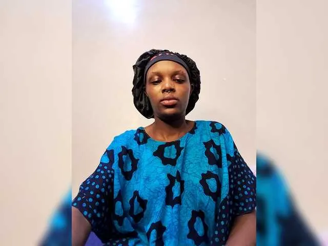 bambi_lu – webcam model profile photo Image 2