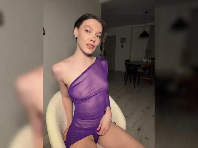 GlamModelHoney Image 17