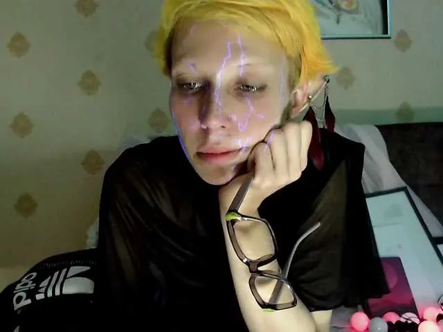 BelleLouiseVp – webcam model profile photo Image 7
