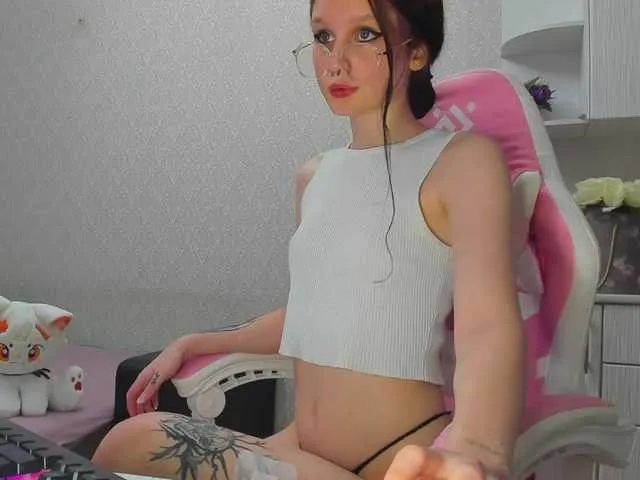 Kukaruka01 – webcam model profile photo Image 13