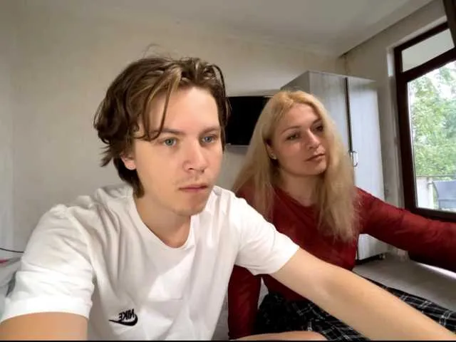 yueyue2003 – webcam model profile photo Image 7