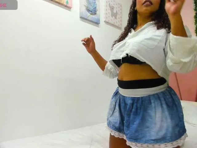 Adelaida1001 – webcam model profile photo Image 4