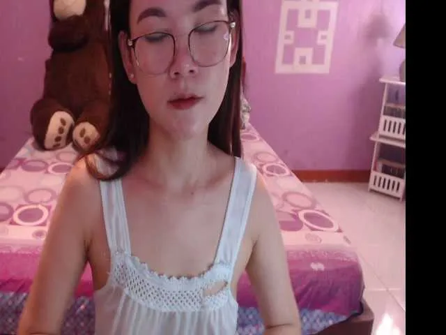 dlllvi – webcam model profile photo Image 11