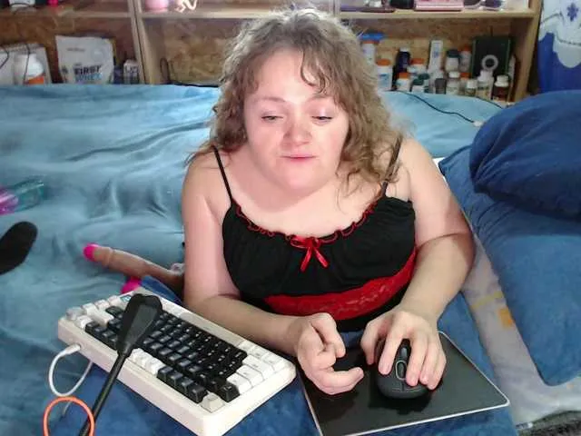 alana15 – webcam model profile photo Image 19