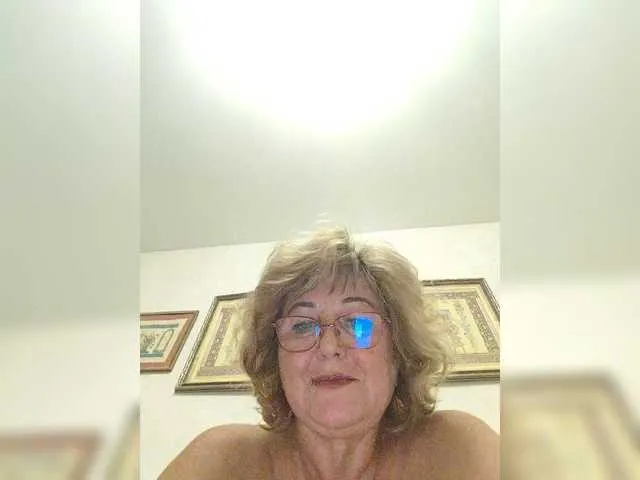 bambi_lu – webcam model profile photo Image 10