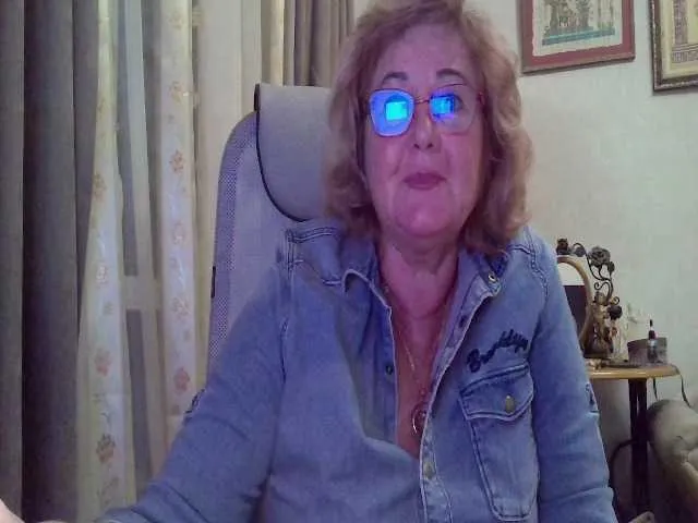 bambi_lu – webcam model profile photo Image 16