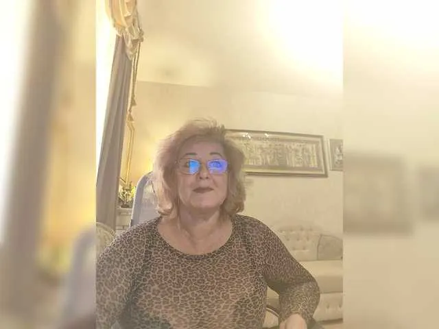 bambi_lu – webcam model profile photo Image 17