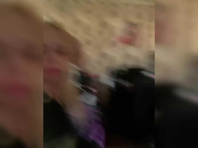 dolly-ll – webcam model profile photo Image 2