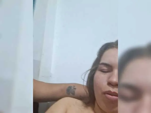 skyisland777 – webcam model profile photo Image 3