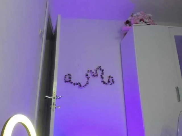 Hot-Haney77 – webcam model profile photo Image 18