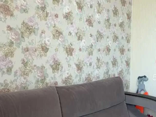 its_sweetmia – webcam model profile photo Image 5