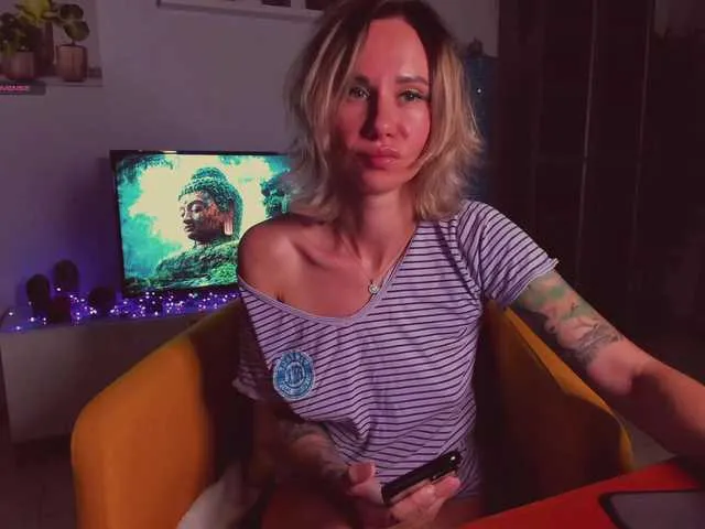 scarlett6_ – webcam model profile photo Image 18