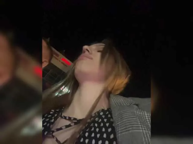 barbiehumpxxx – webcam model profile photo Image 3