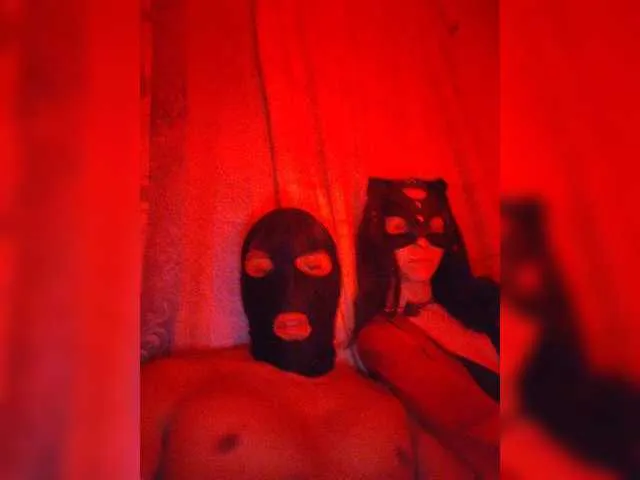 _MiaQueen_ – webcam model profile photo Image 4