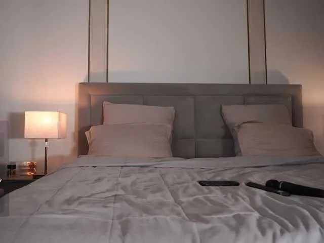 bambi_lu – webcam model profile photo Image 9