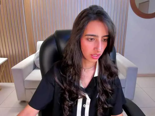 -Miray- – webcam model profile photo Image 7