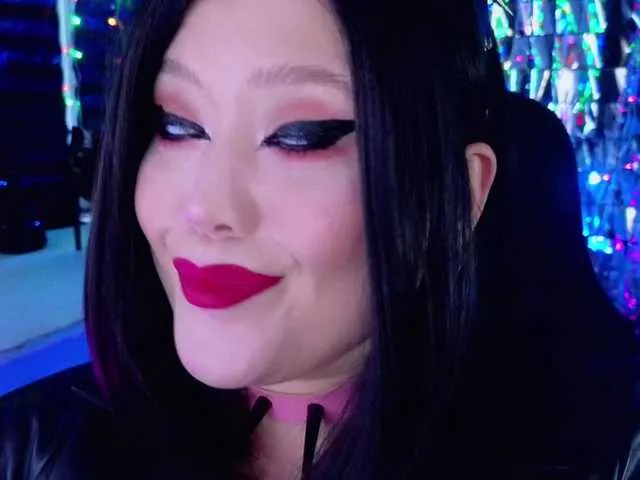 bambi_lu – webcam model profile photo Image 4