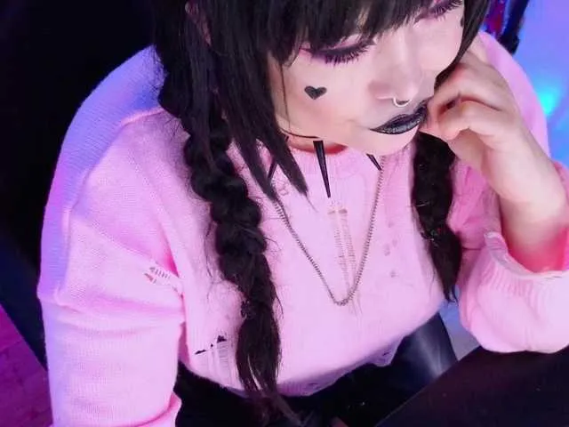 bambi_lu – webcam model profile photo Image 5