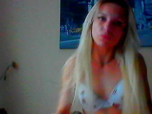 carol_miss2 – webcam model profile photo Image 4