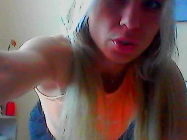 carol_miss2 – webcam model profile photo Image 5