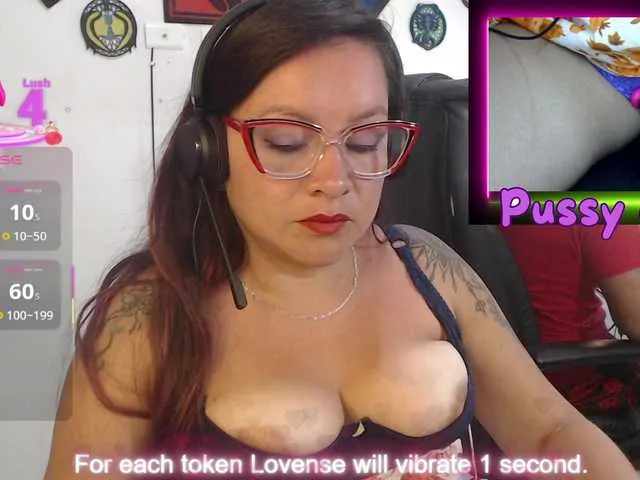 Runarunapi – webcam model profile photo Image 5