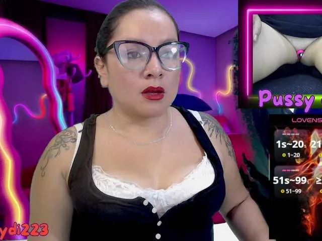 Runarunapi – webcam model profile photo Image 9