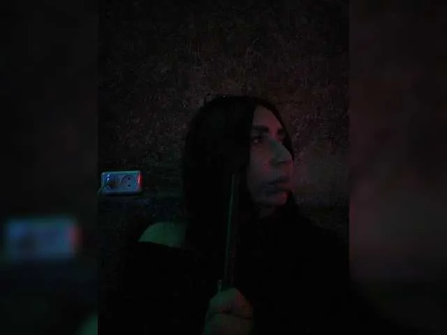 endlessmia – webcam model profile photo Image 4