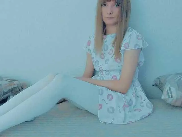 kiraspitqueen – webcam model profile photo Image 10
