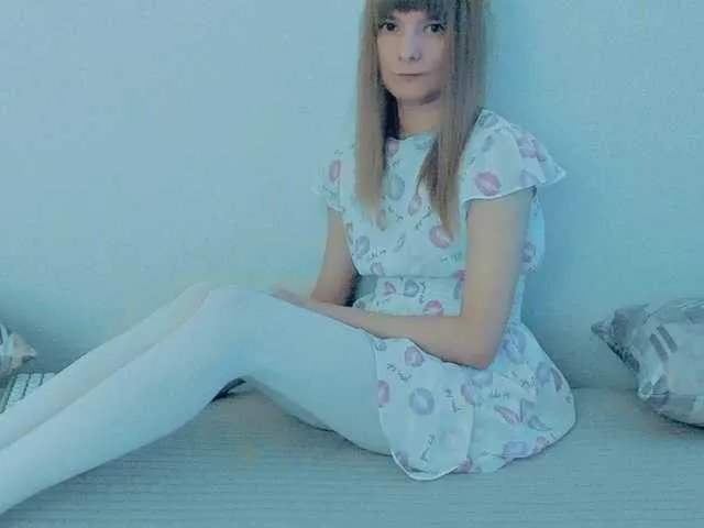 kiraspitqueen – webcam model profile photo Image 8