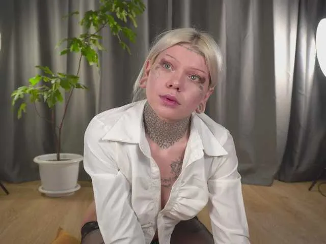 Lisalovelyy Image 4