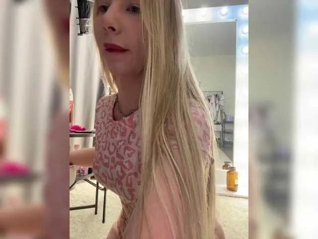 Lola_Hale – webcam model profile photo Image 10