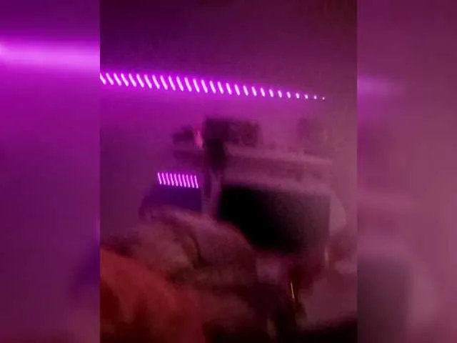 luna_berryy – webcam model profile photo Image 8
