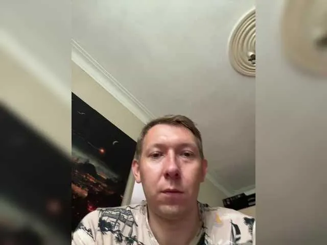  – webcam model profile photo Image 19
