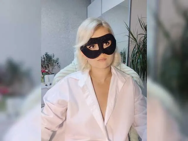 Blonde_sexy21 – webcam model profile photo Image 4