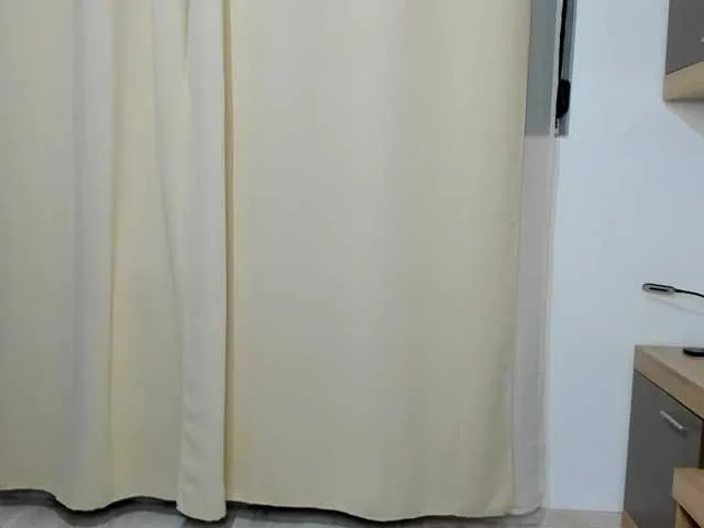 DavidAndClare – webcam model profile photo Image 13