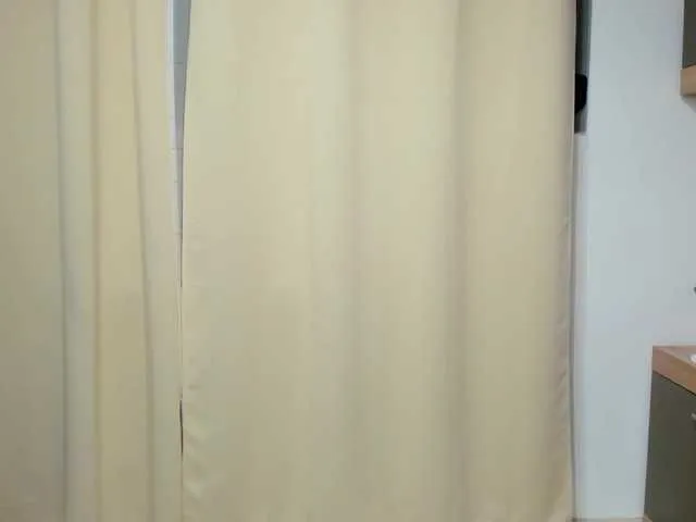 DavidAndClare – webcam model profile photo Image 4