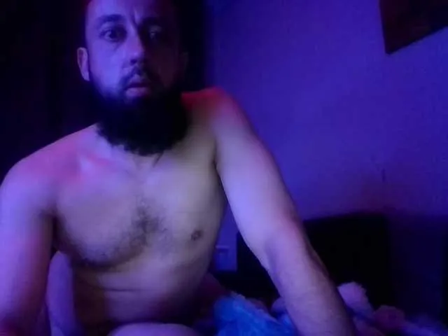 IORio2 – webcam model profile photo Image 5