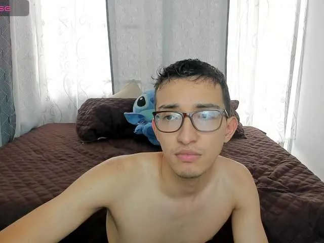 Pinkie_Princes – webcam model profile photo Image 5