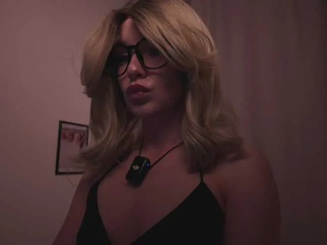 Crazy-lady – webcam model profile photo Image 2