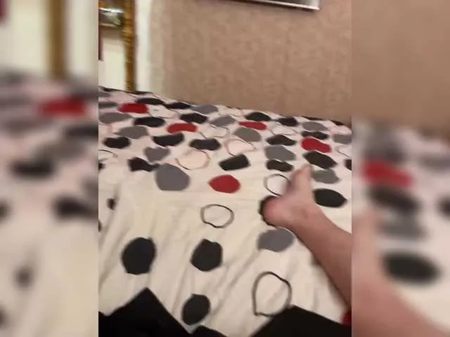 IORio2 – webcam model profile photo Image 7