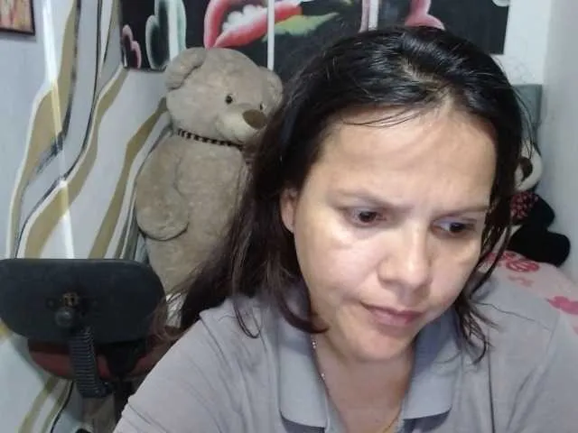 Masya1996 – webcam model profile photo Image 13