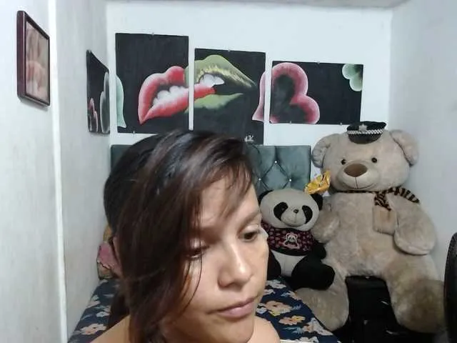 Masya1996 – webcam model profile photo Image 3