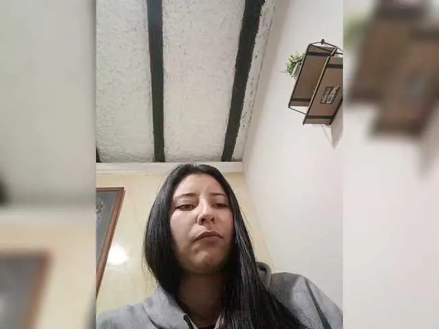 camilarosses – webcam model profile photo Image 14