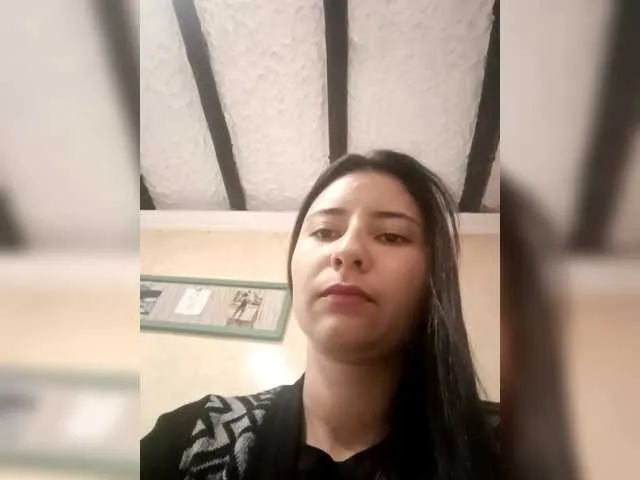 camilarosses – webcam model profile photo Image 2