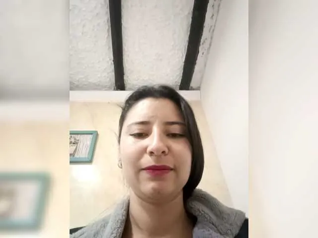 camilarosses – webcam model profile photo Image 4