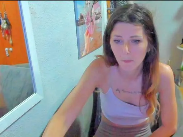 juicy_led_ – webcam model profile photo Image 9