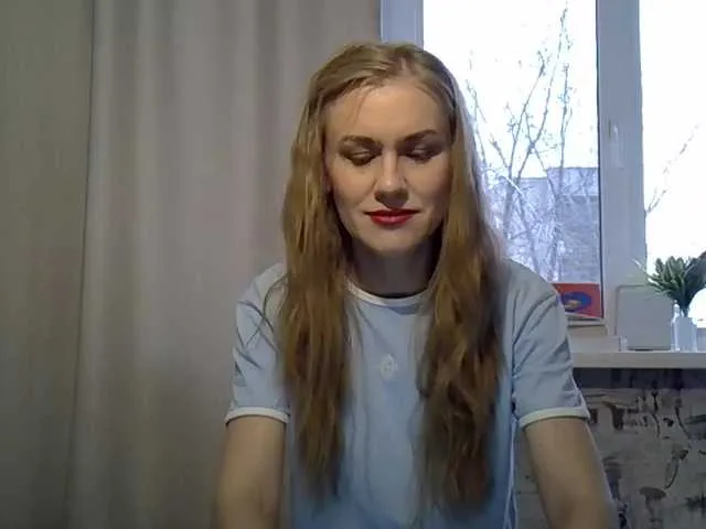 softienymph – webcam model profile photo Image 2